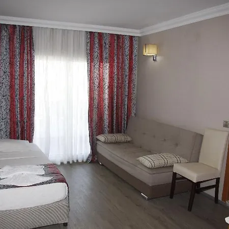 Ilayda מלון דלמן